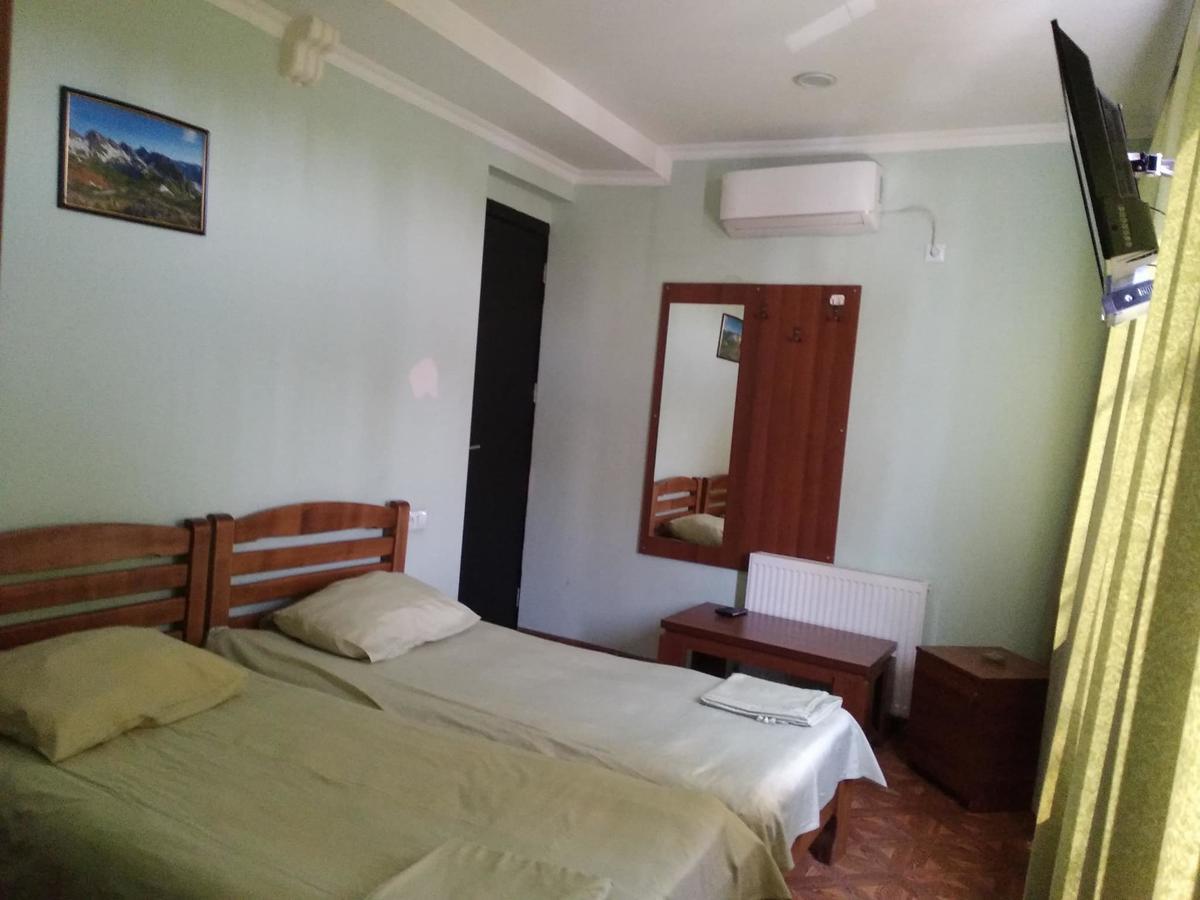 Hotel Texas Tbilisi Esterno foto