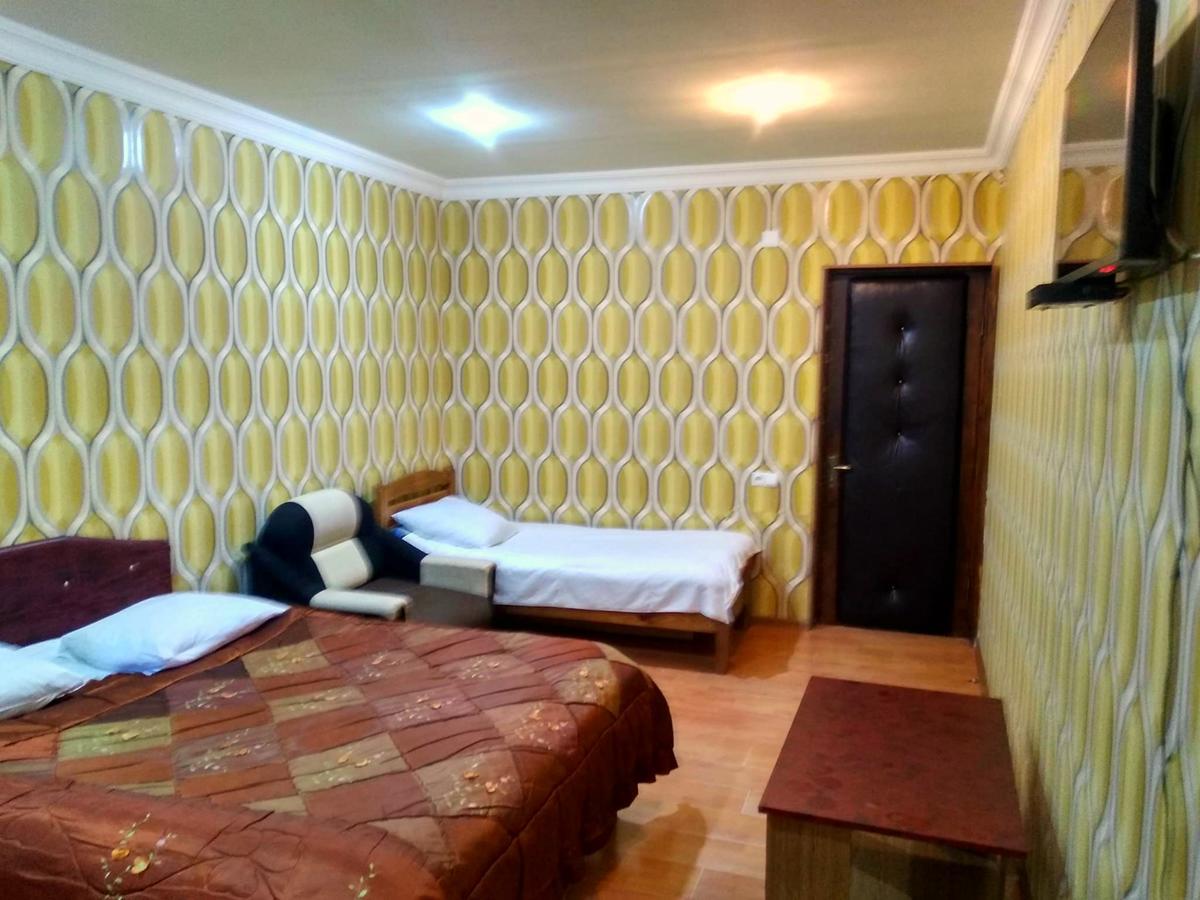 Hotel Texas Tbilisi Esterno foto