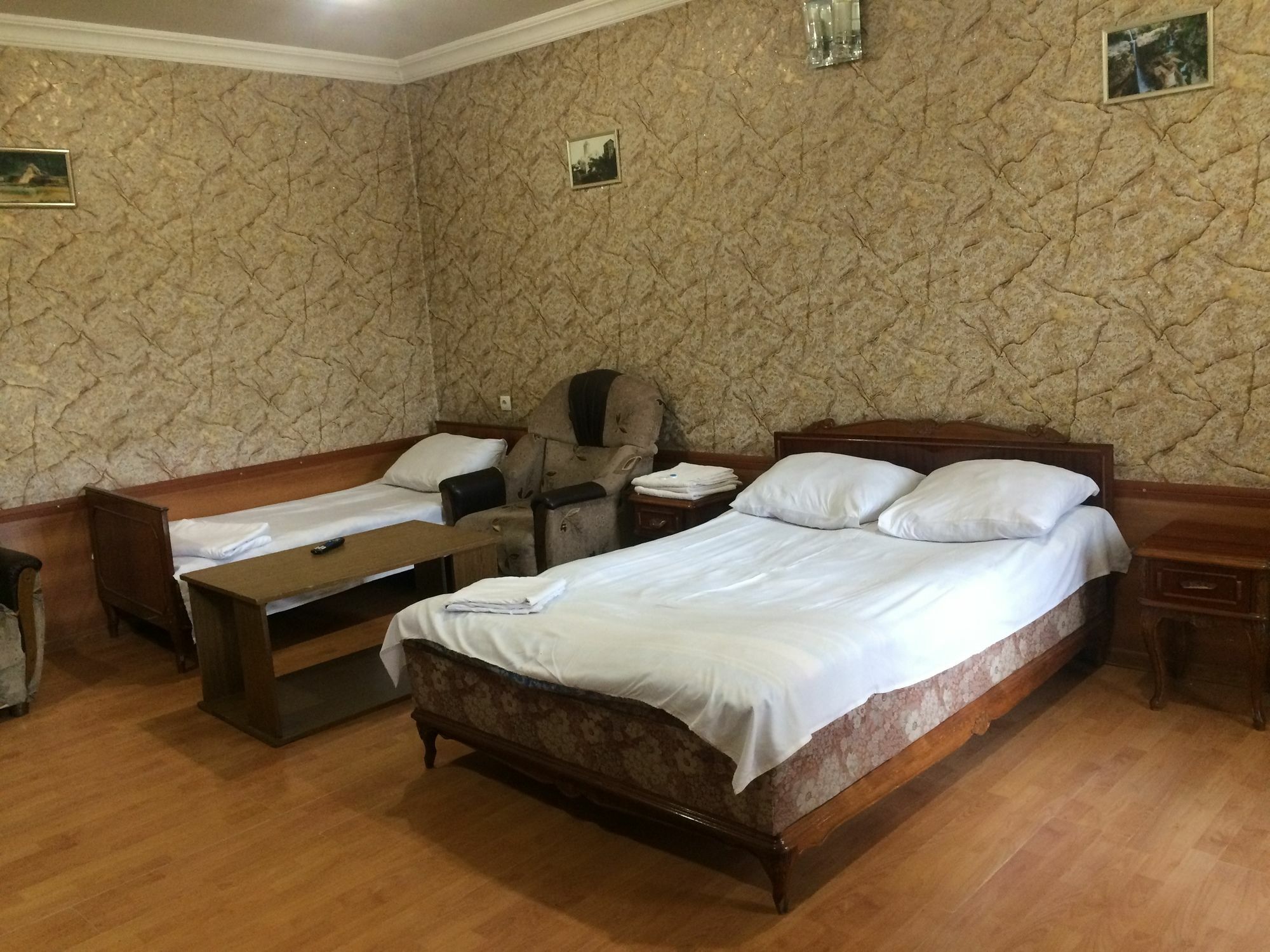 Hotel Texas Tbilisi Esterno foto